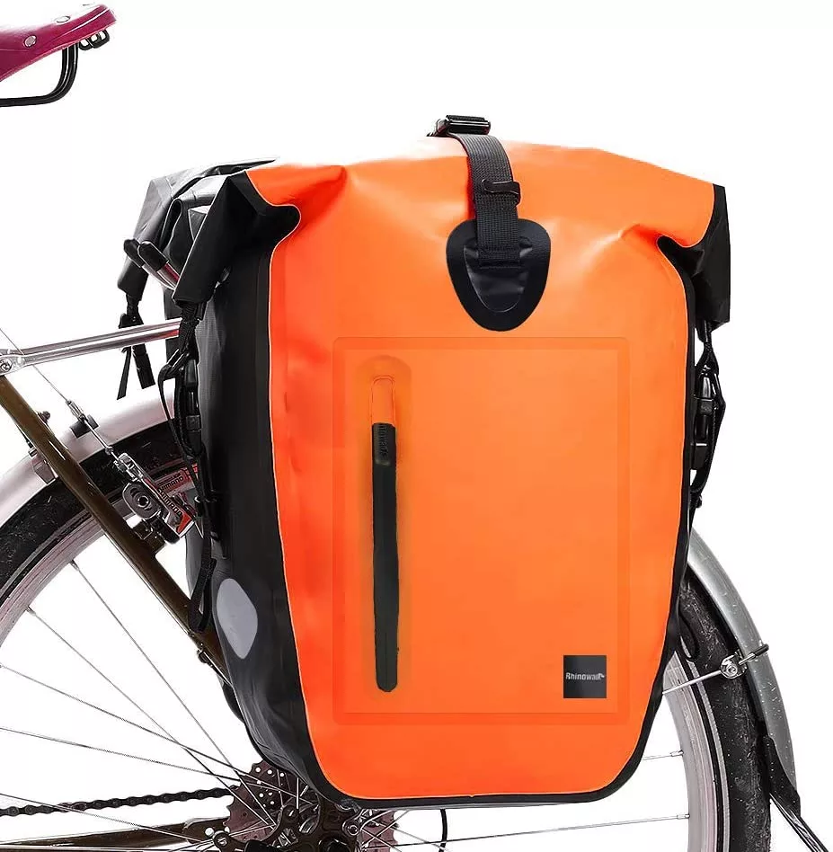 A 25L Saddle bag for bikes / bicycles with rain cover